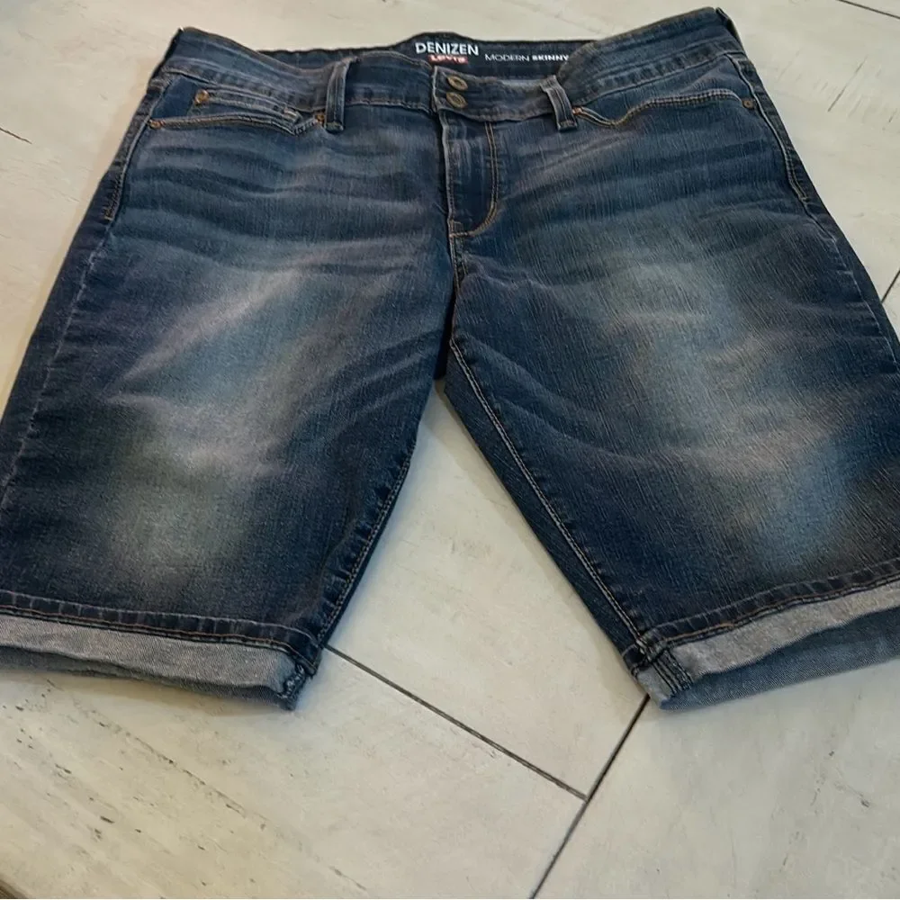 LEVIS Jean Shorts Size 12 - Picture 1 of 6